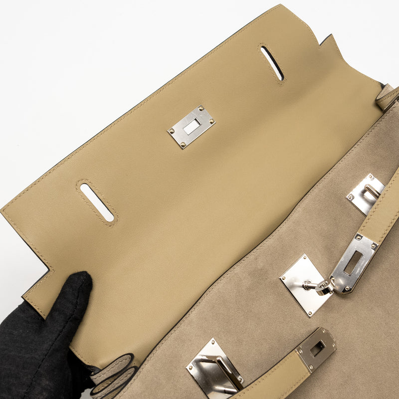 Hermes Maxi Kelly 42 Grizzly/Swift Gris Caillou / Beige Marfa SHW Stamp W