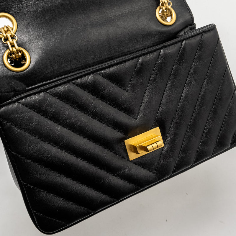 Chanel Mini 2.55 Reissue Chevron Calfskin BLACK GHW (Microchip)