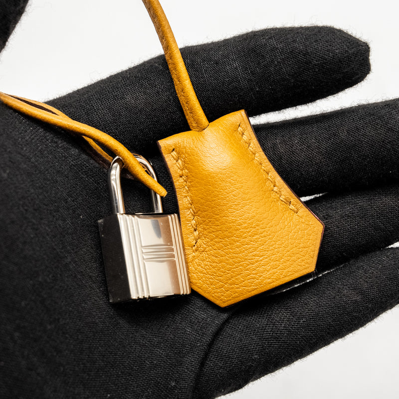 HERMES Kelly 32 Evercolor Caramel / Rose D’ete SHW Stamp Y
