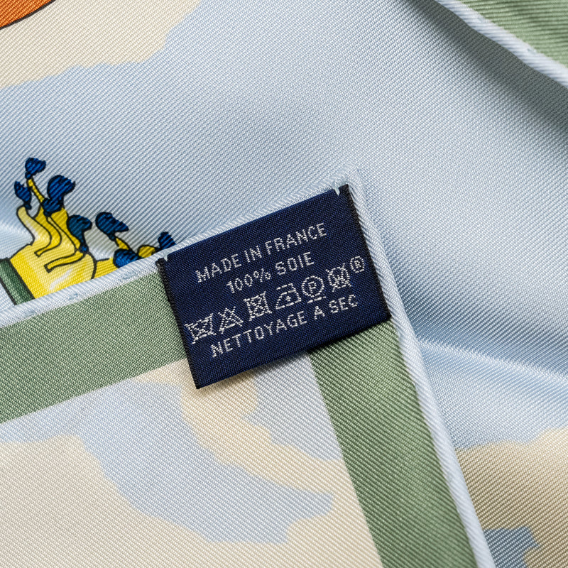 HERMES 90cm Silk Scarf Hermes Parade Blue Ciel/Blue Fonce/Vert/Jaun