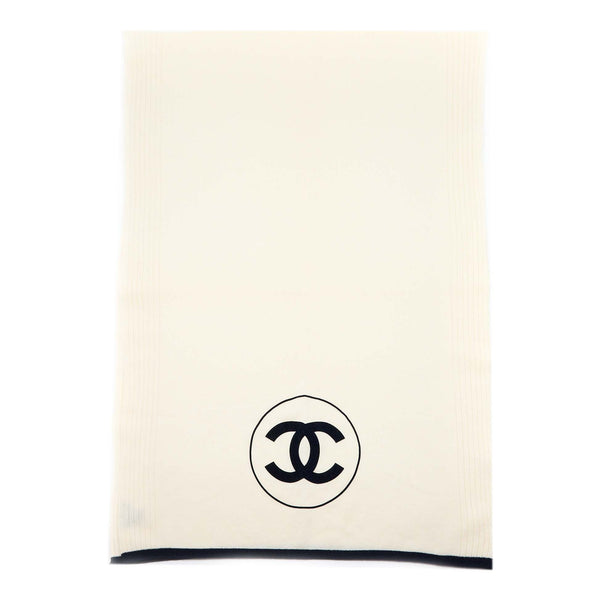 Chanel CC Logo Scarf Cashmere White/Black