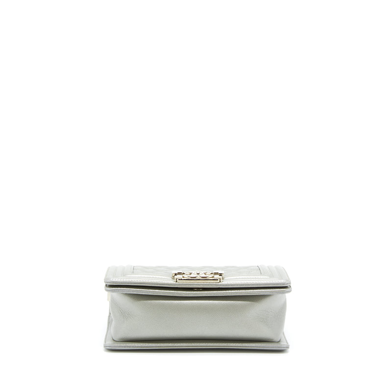 Chanel Small Boy bag Caviar Light Grey SHW