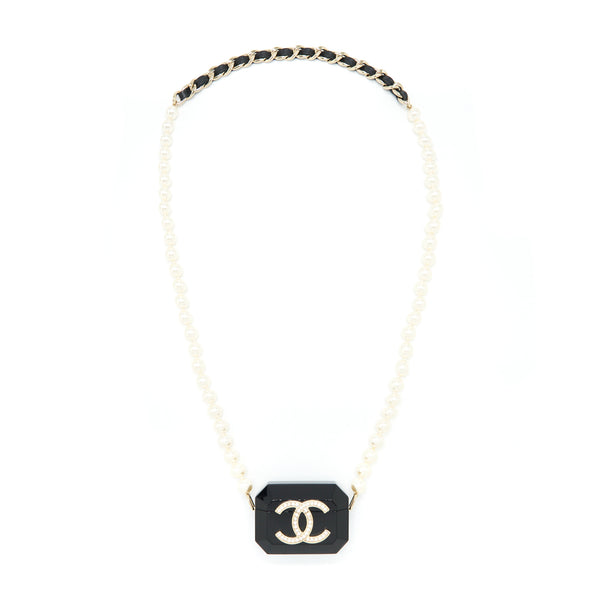 Chanel AirPods Case With Pearl Chain Black LGHW