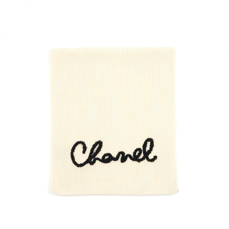 Chanel Stole Cashmere Scarf in Ivory 180x40cm