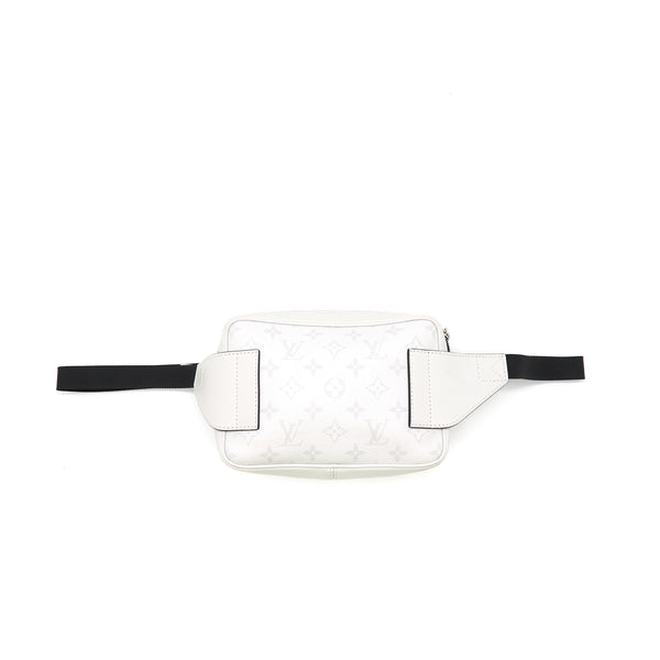 Louis Vuitton OUTD.BUMBAG TAIGA