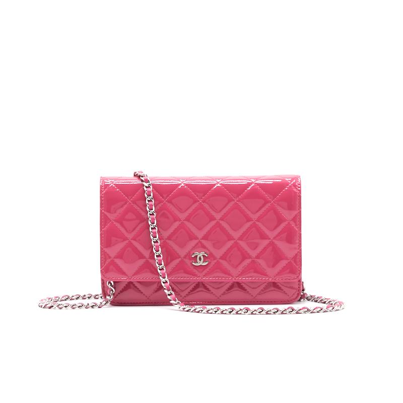 Chanel Patent Wallet on Chain - EMIER