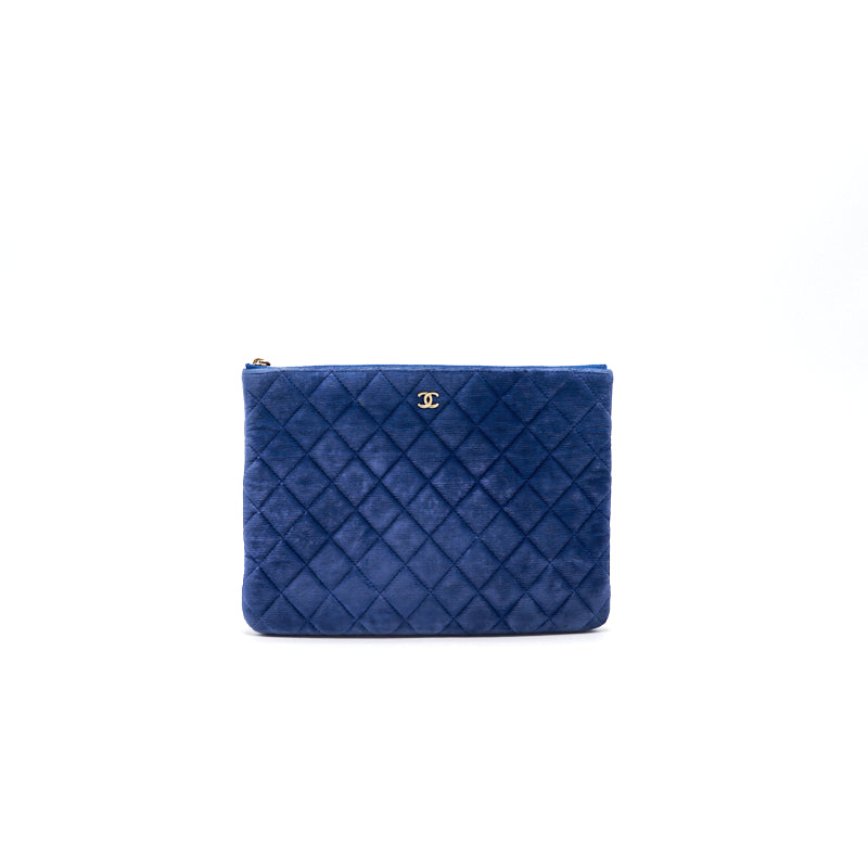 Chanel Navy Velvet Classic Quilted Medium O Case Clutch Purse Bag - EMIER