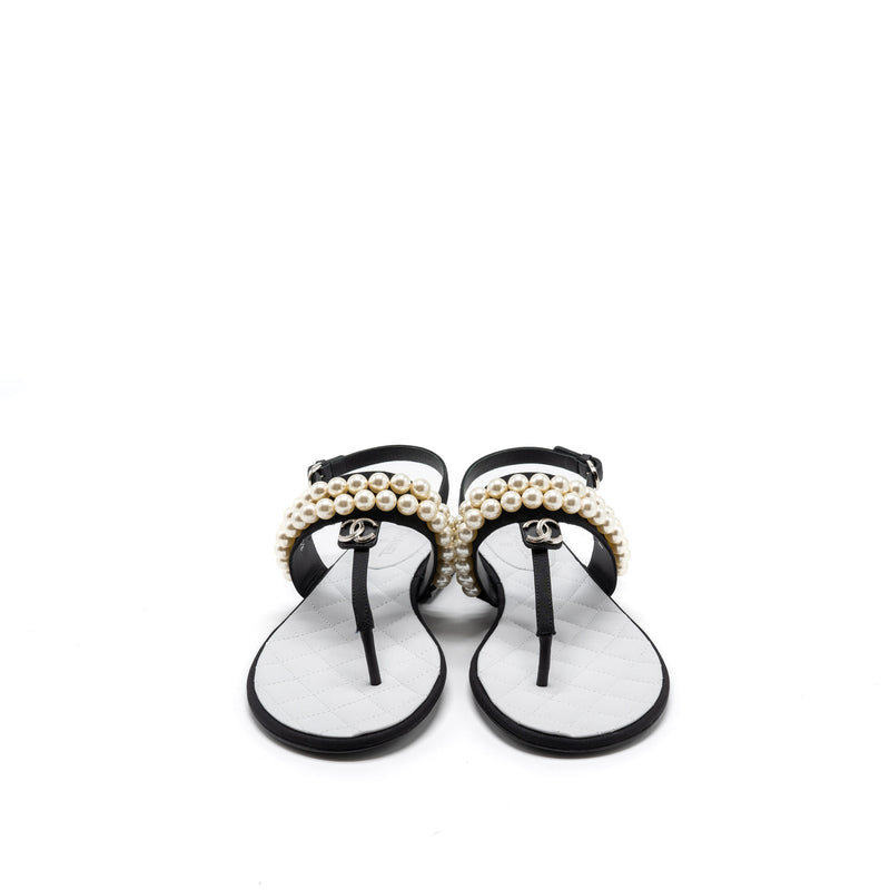Chanel 22B Size 36 Flip Flops Sandals Pearl Leather/Fabric Black SHW