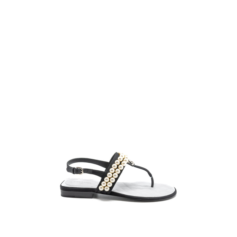 Chanel 22B Size 36 Flip Flops Sandals Pearl Leather/Fabric Black SHW