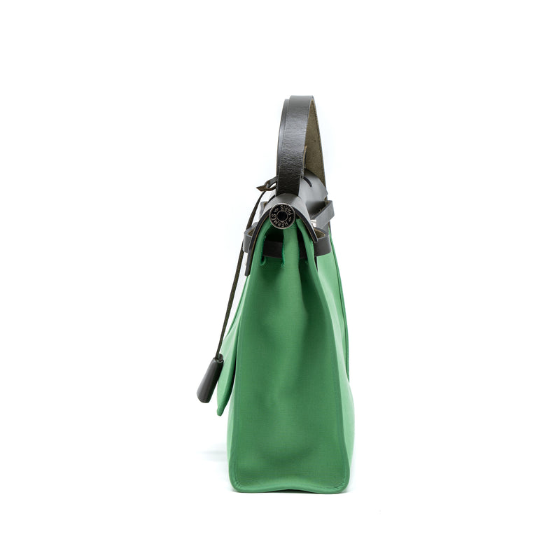 Hermes Herbag 31 Zip Bag Cache Hunter/Canvas Green SHW Stamp C