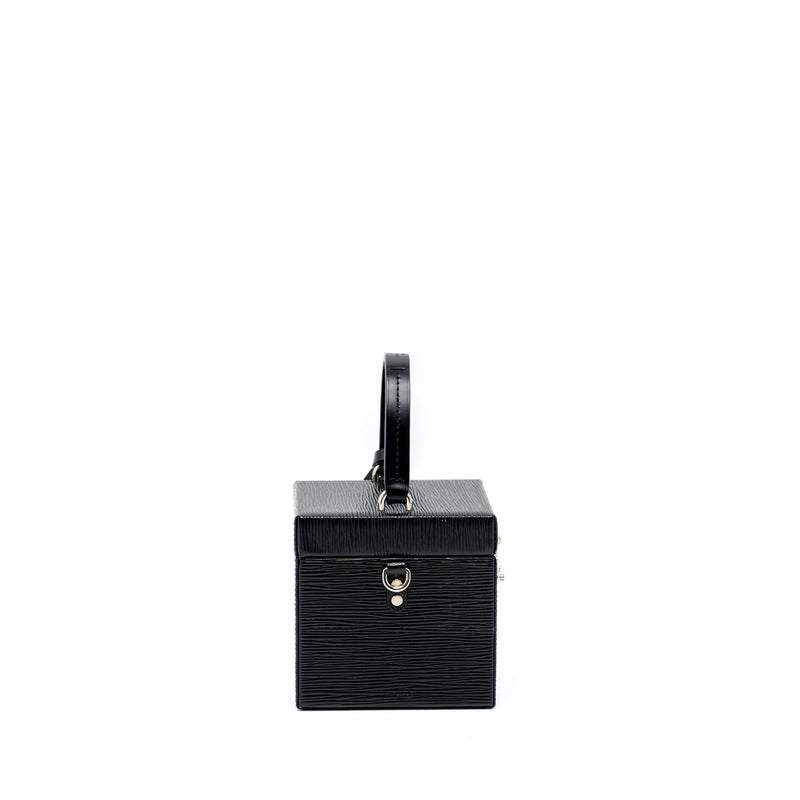 Louis Vuitton EPI Bleecker Box Black