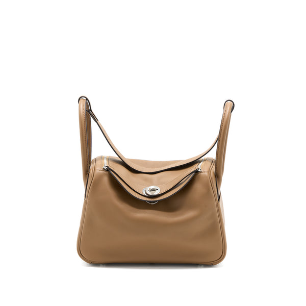 Hermes Lindy 26 Swift 3G alezan / 4B biscuit SHW Stamp U