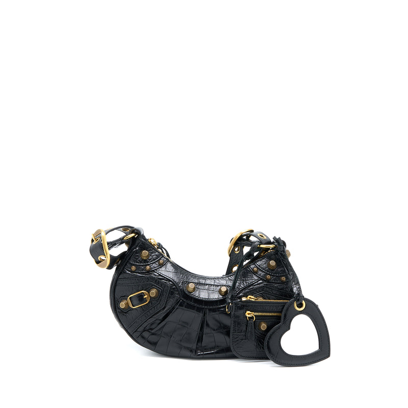 Balenciaga, Bags, Balenciaga Le Cagole Xs Black With Gold Hardware