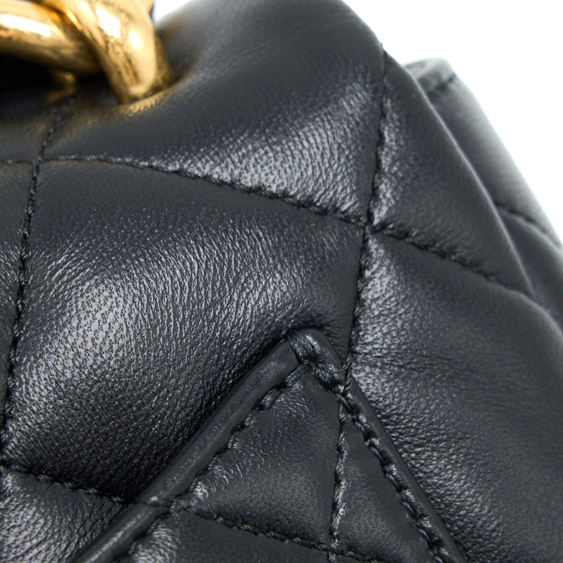Chanel 22S Giant Chain Flap Shoulder Bag Lambskin Black GHW (Microchip)