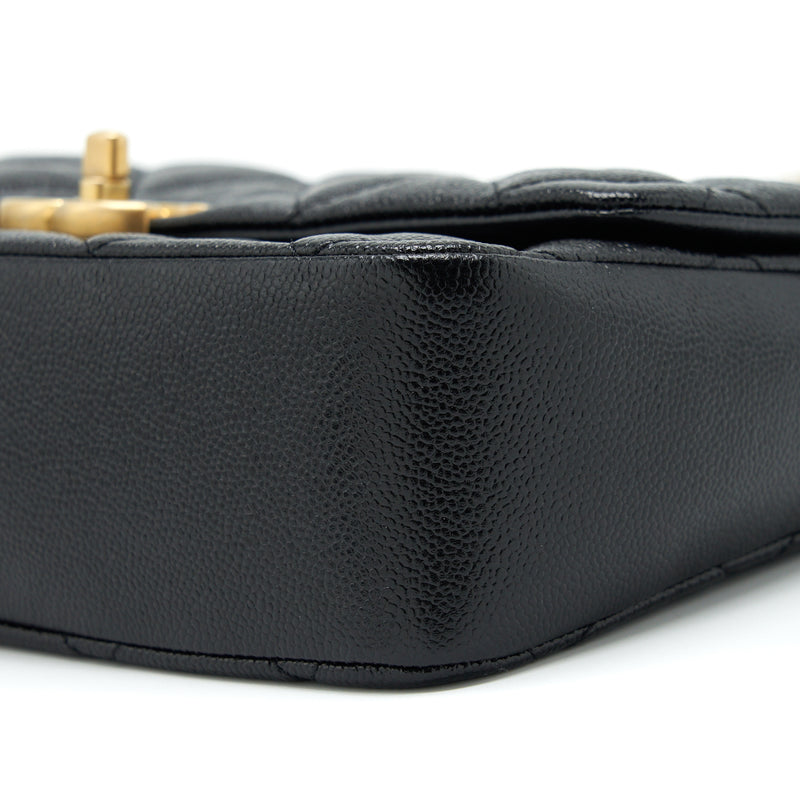 Chanel 22P Medium Melody Bag Grained Calfskin Black GHW (Microchip)