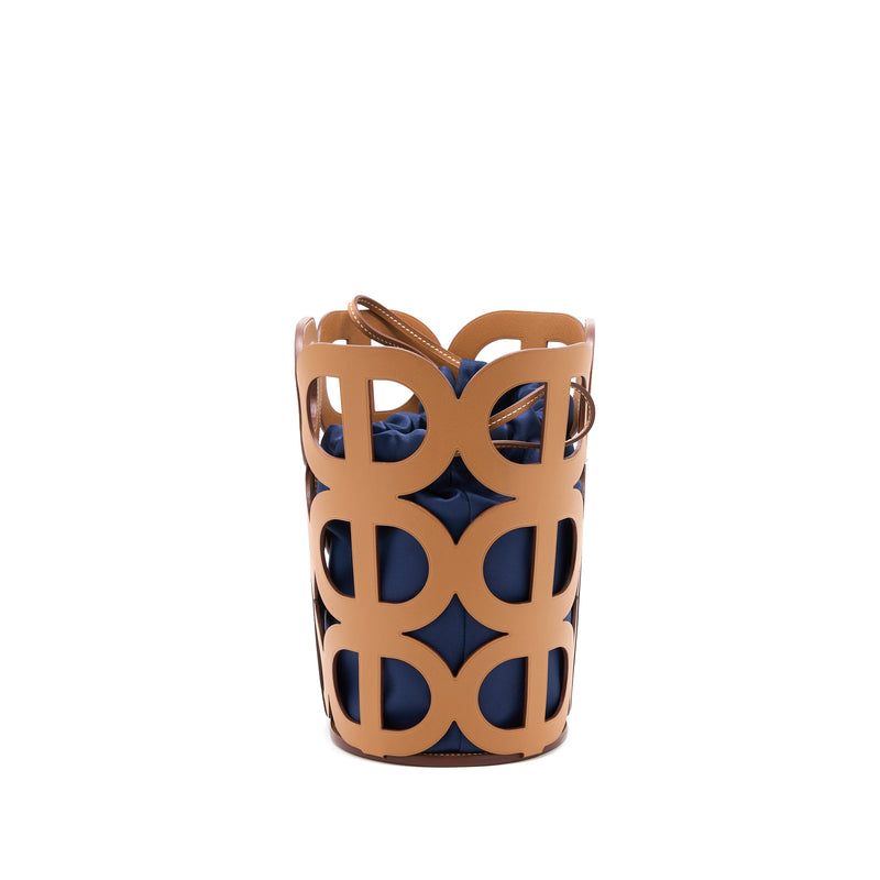 Hermes Chaine D’ancre Cabas Madame Leather Gold / Blue Marine Stamp Y
