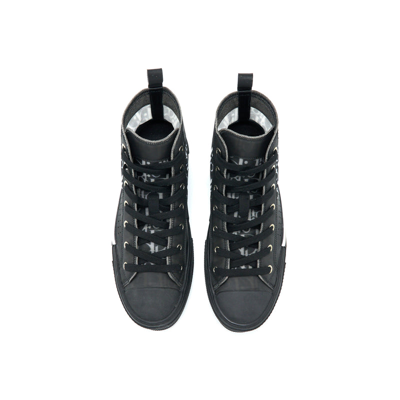 Dior Size 39 High-Top Sneaker Black/Multicolour