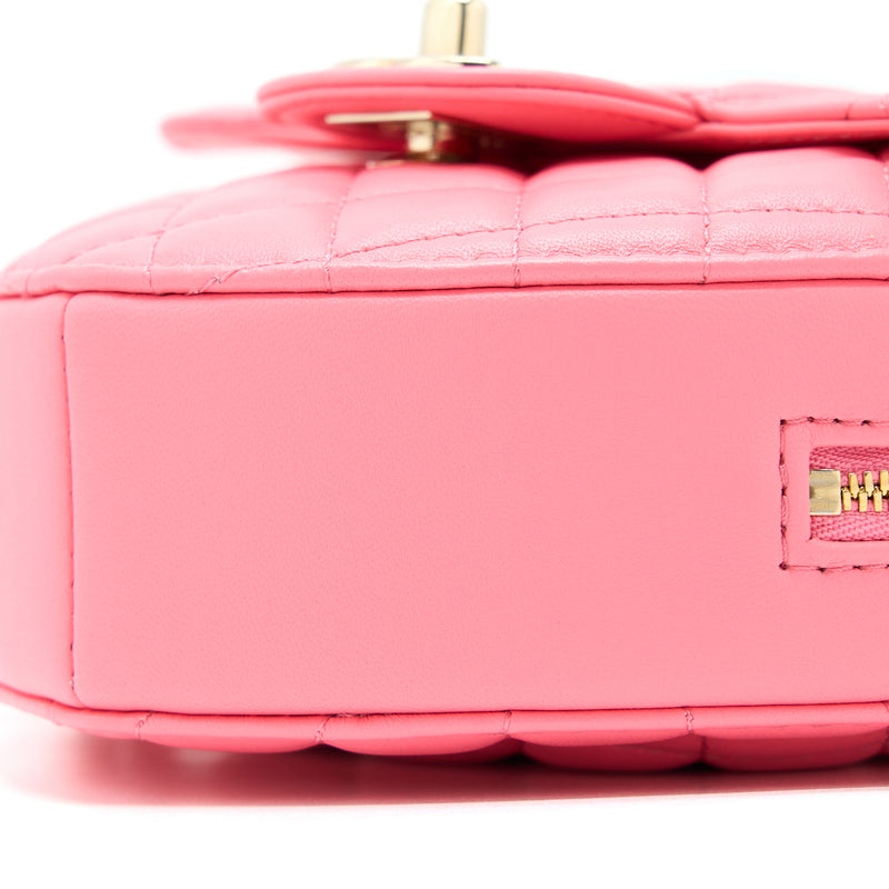 Chanel 22S Heart Bag Lambskin Pink LGHW (Microchip)