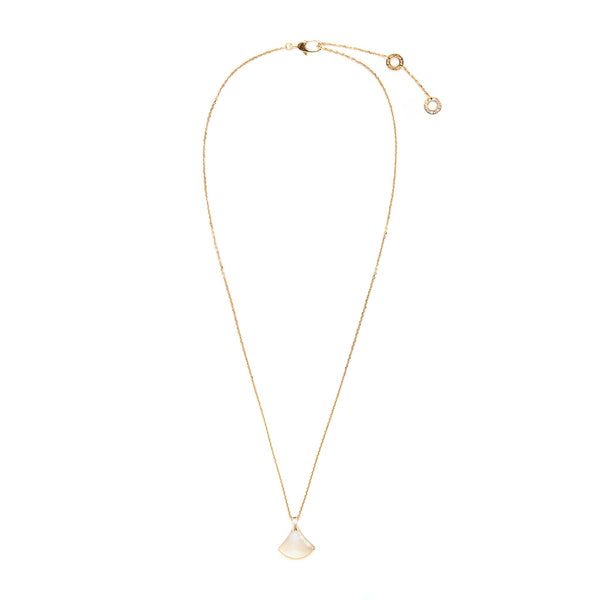 Bvlgari Diva’s Dream Necklace Mother Of Pearl With Diamond Rose Gold