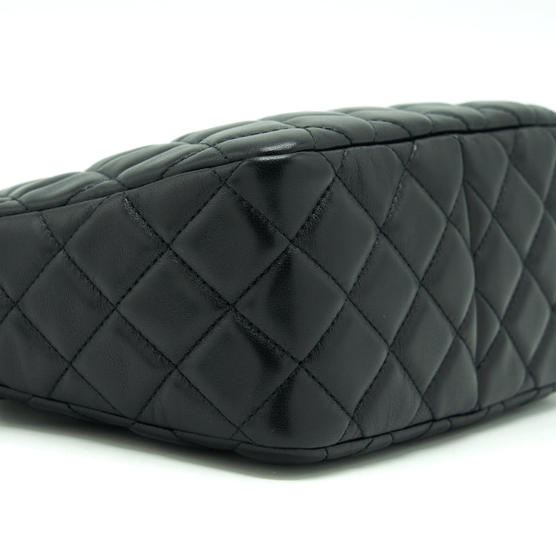 Chanel 22S Pearl Crush Hobo Bag Lambskin Black GHW (Microchip)