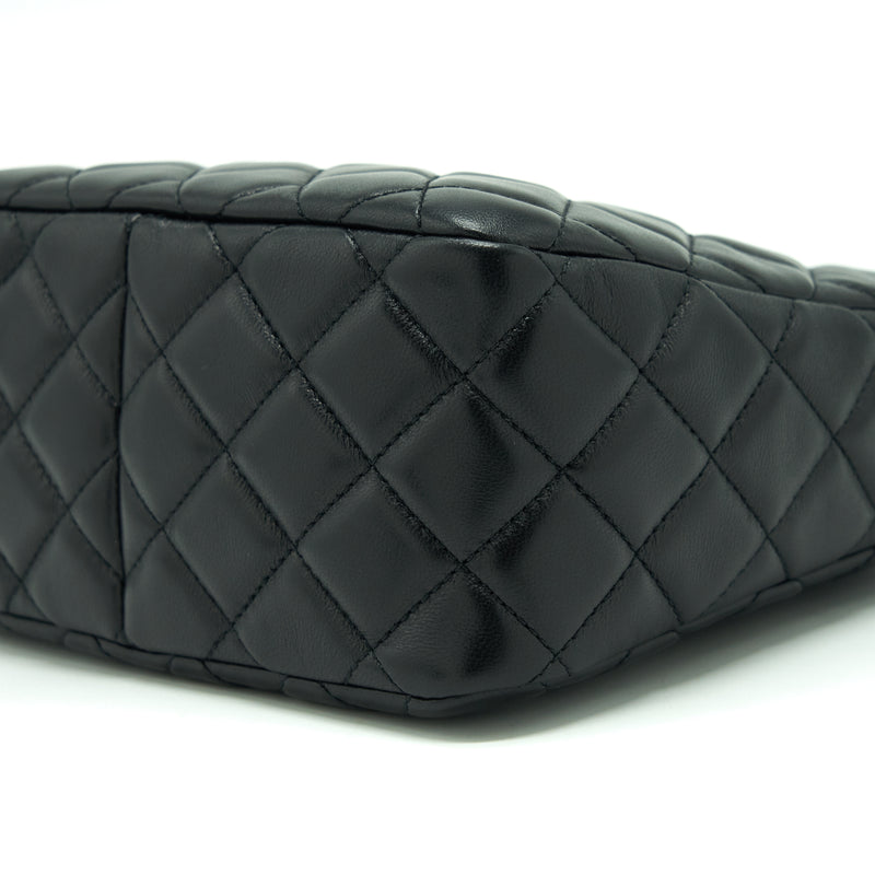 Chanel 22S Pearl Crush Hobo Bag Lambskin Black GHW (Microchip)