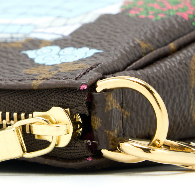 Louis Vuitton 2022 Christmas Limited Mini Pochette Accessories Monogram Canvas Seoul Boutique GHW