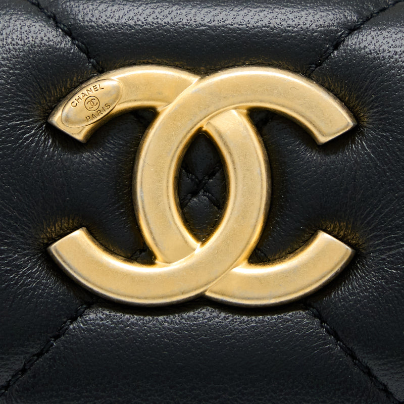 Chanel 22S Detail Handle Hobo Crossbody Bag Lambskin Black GHW(Microchip)