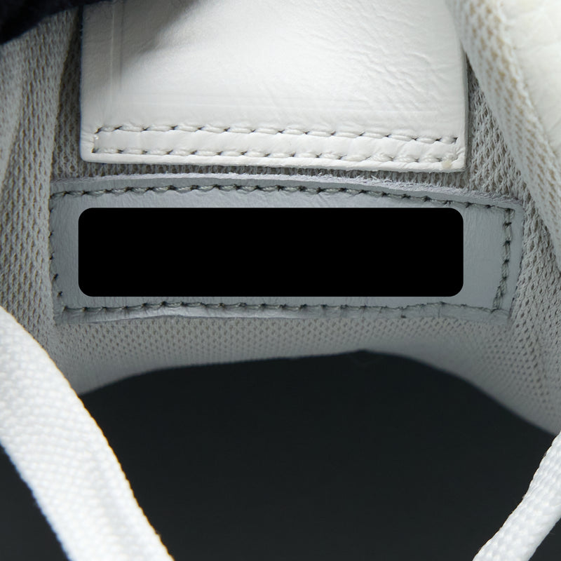 Louis Vuitton Size 9 Low Trainer Sneaker White