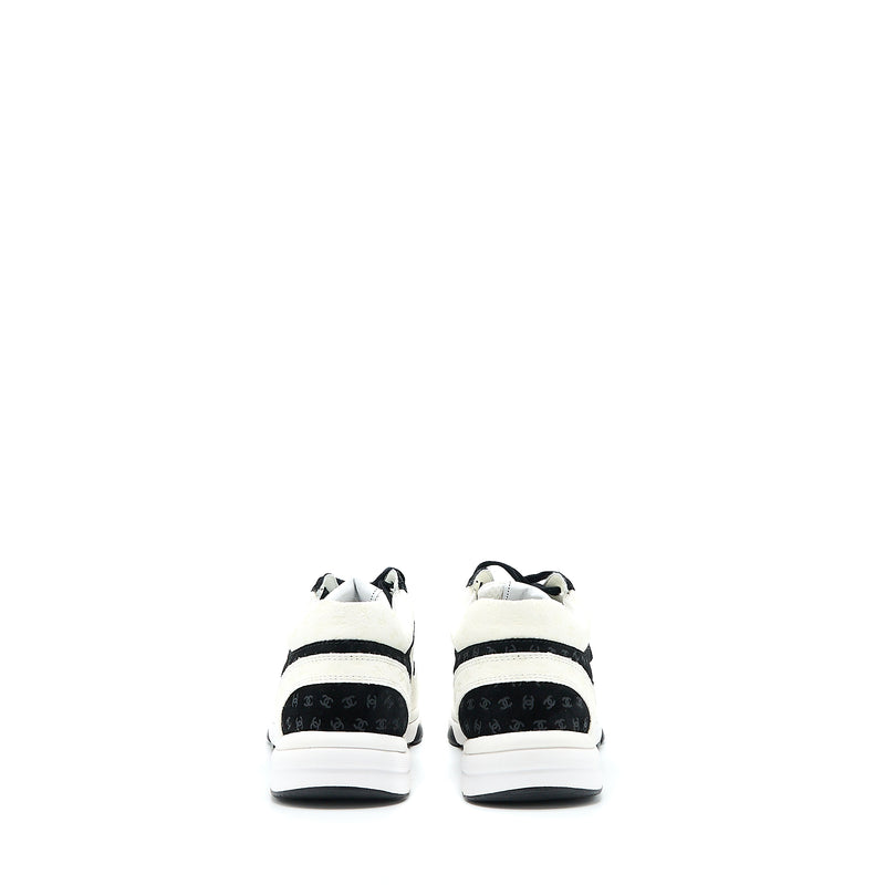 Chanel Size 38.5 22A Trainers Printed Suede Calfskin Black/White