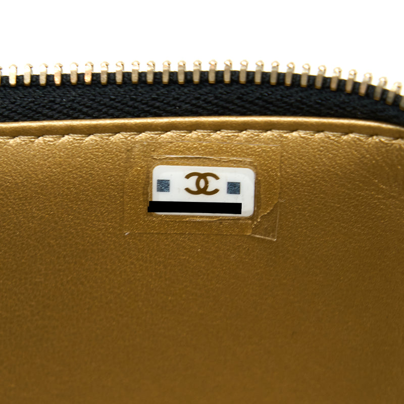Chanel 22A Pearl Crush Long Vanity With Chain Lambskin Black GHW