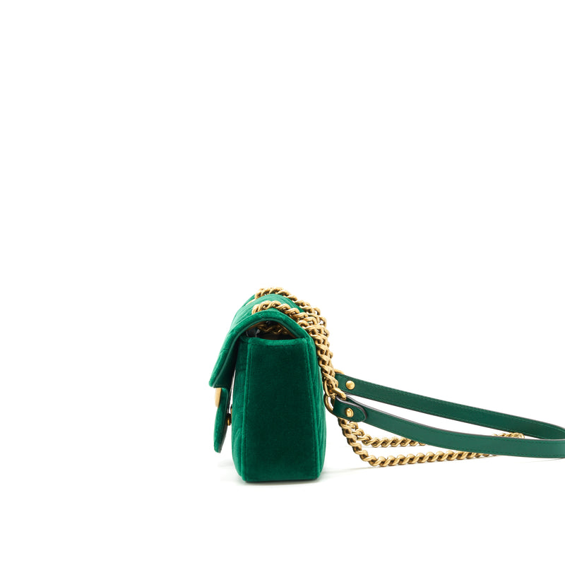 Green gucci best sale velvet bag