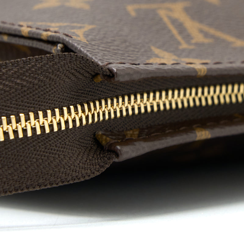 Louis Vuitton Toiletry Pochette 26 Monogram Canvas GHW