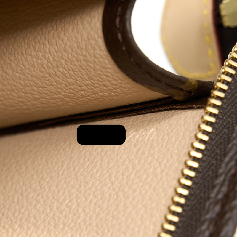 Louis Vuitton Toiletry Pochette 26 Monogram Canvas GHW