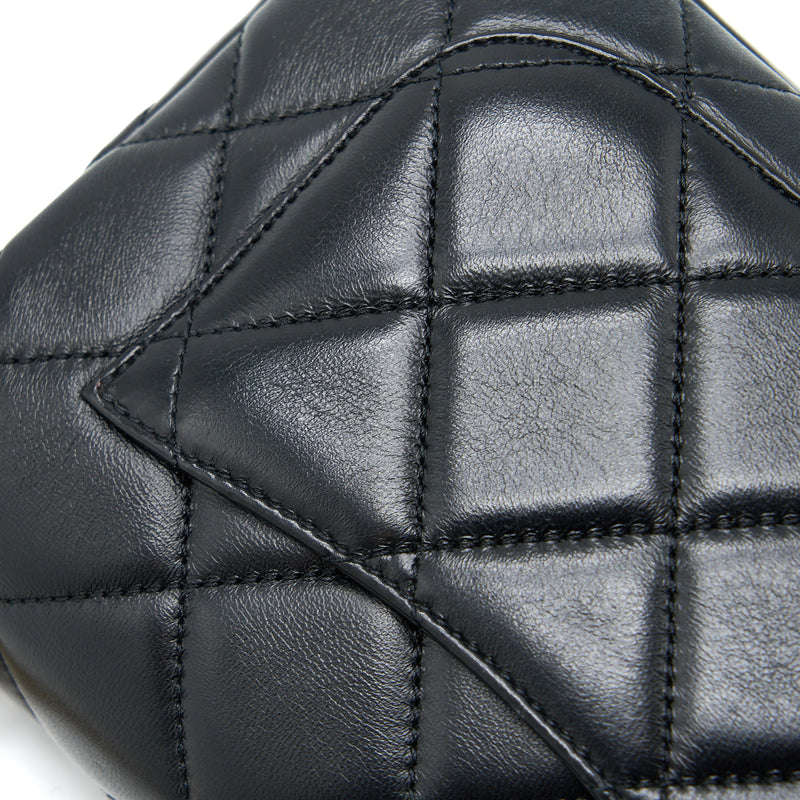 Chanel 22P Enemal Flap Bag Lambskin Black GHW (Microchip)