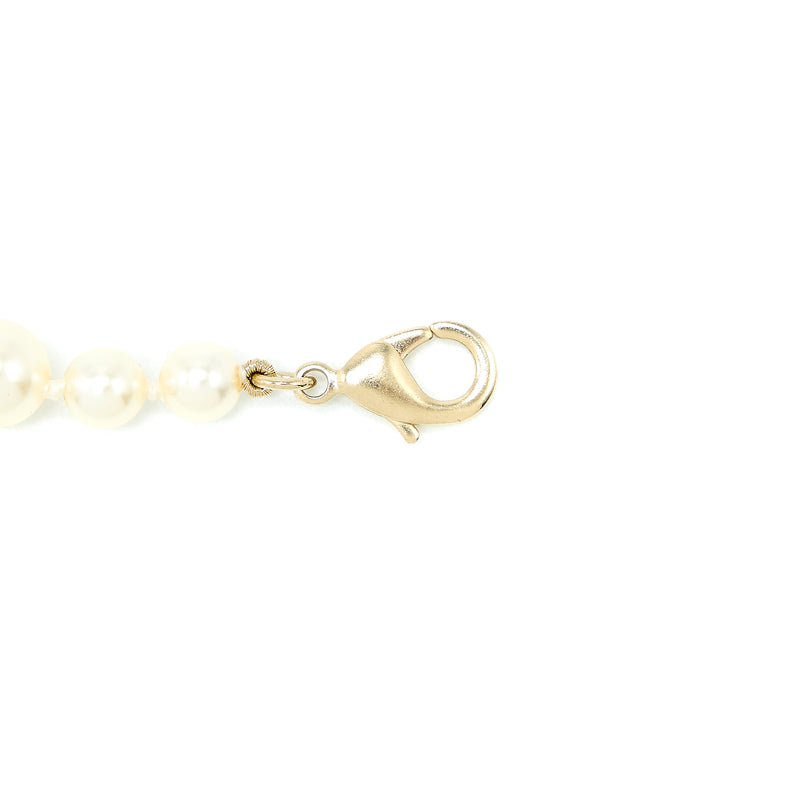 Chanel Pearl Bracelet With CC Logo Light Gold Tone