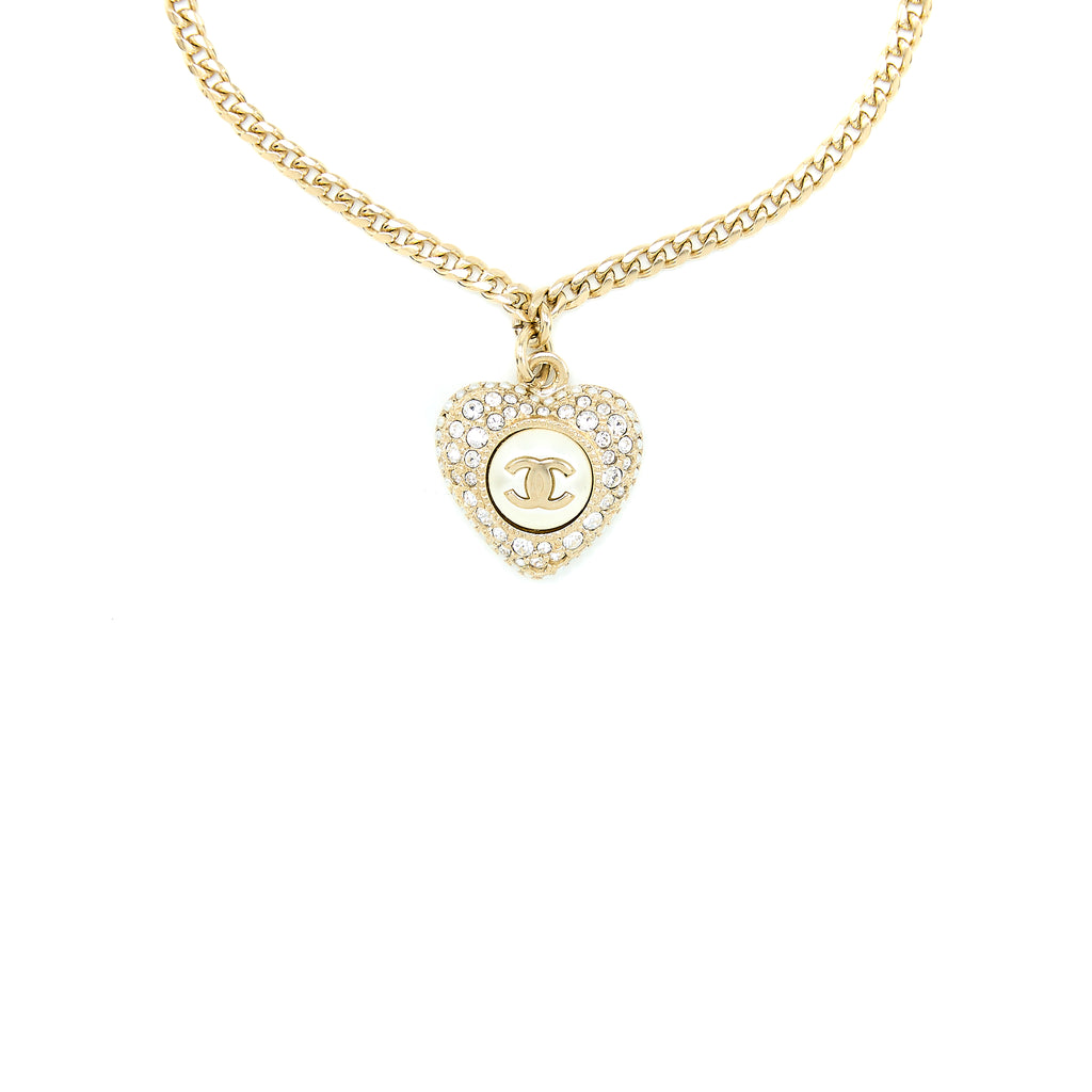 Chanel Pearl Necklace With Heart Pearl Crystal CC Logo LGHW