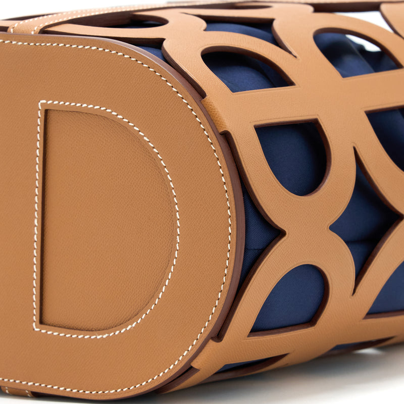 Hermes Chaine D’ancre Cabas Madame Leather Gold / Blue Marine Stamp Y