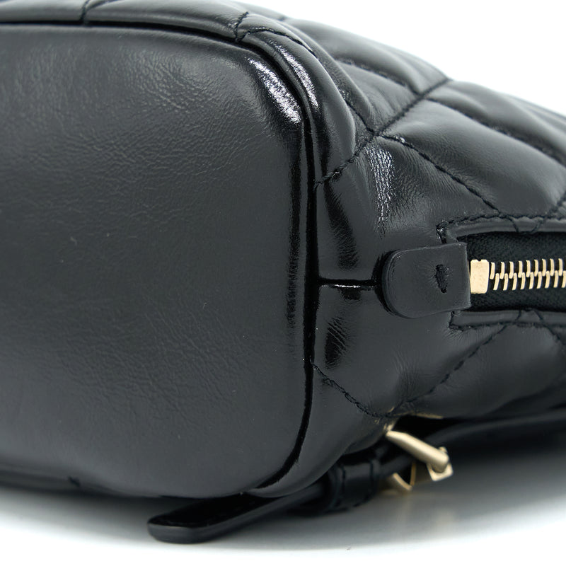 Chanel 22A Quilted Backpack Shiny Calfskin Black LGHW (Microchip)