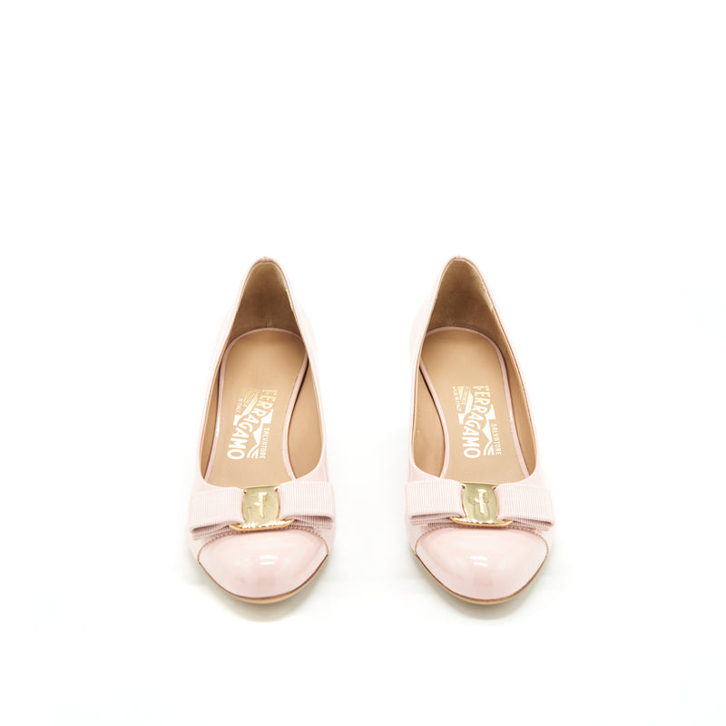 Ferragamo Size 6.5C Carla Pumps 5cm Patent Light Pink