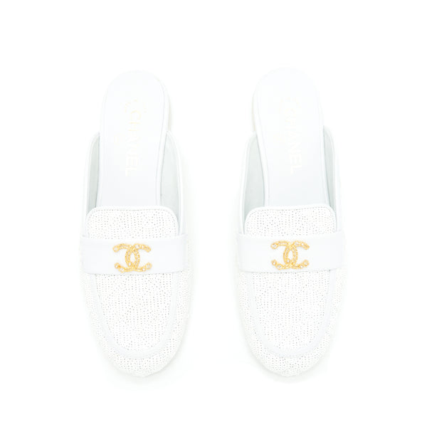 Chanel Size 38 CC Logo Sequins Lambskin Mule White GHW