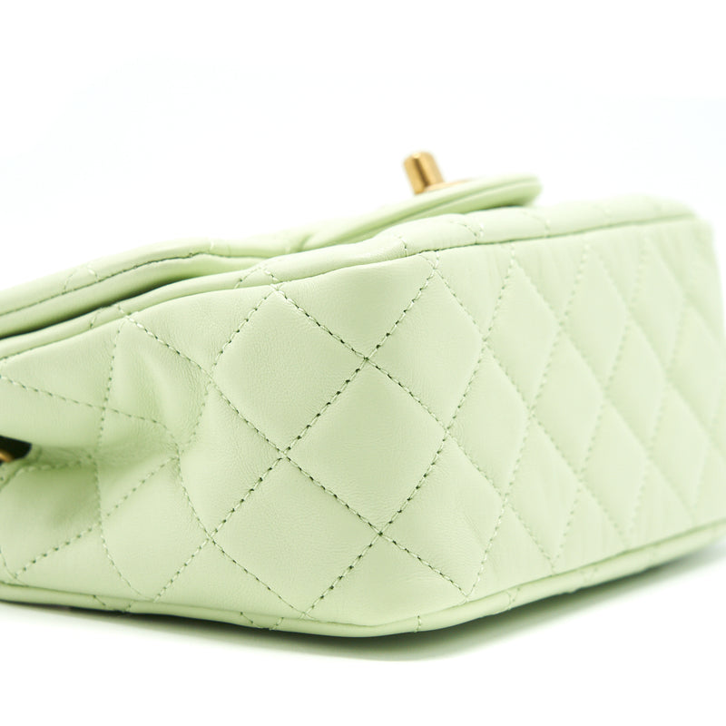 Chanel 22C Pearl Crush Mini Square Flap Bag Light Green