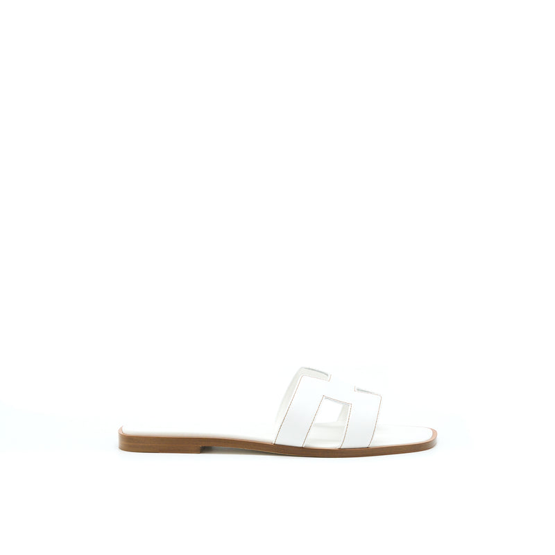 Hermes Size 37 Oran Sandal Blanc