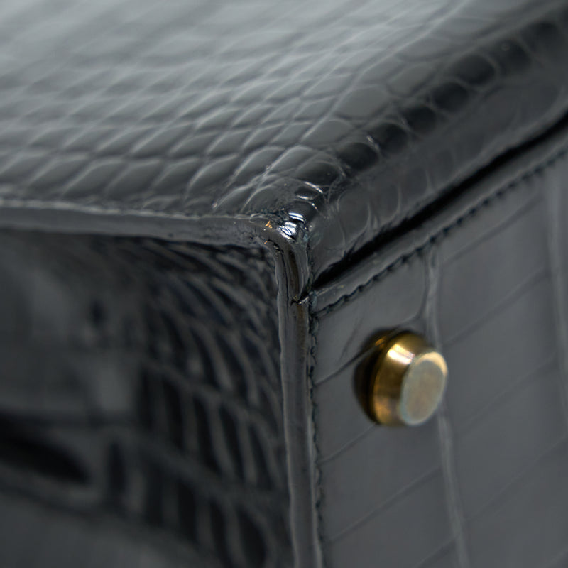 Hermes Vintage Kelly 28 Alligator Black GHW Stamp Circle L