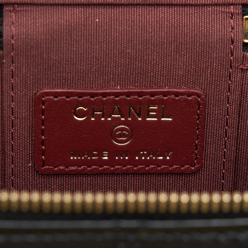 Chanel 21A Gold Crush Mini Vanity Case Calfskin Black GHW