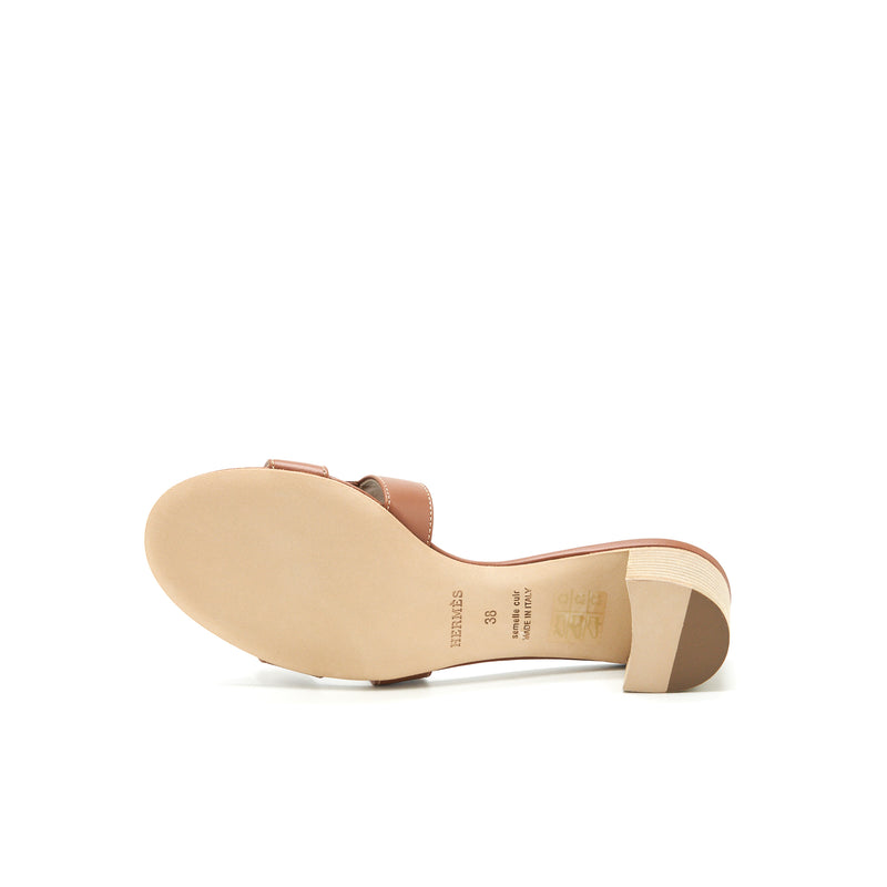 Hermes Size 38 Oasis Sandal gold