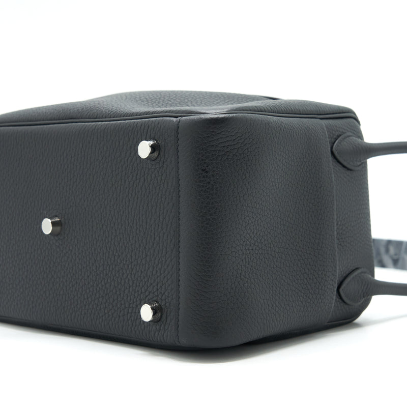 Hermes Lindy 26 Clemence Black SHW Stamp Z