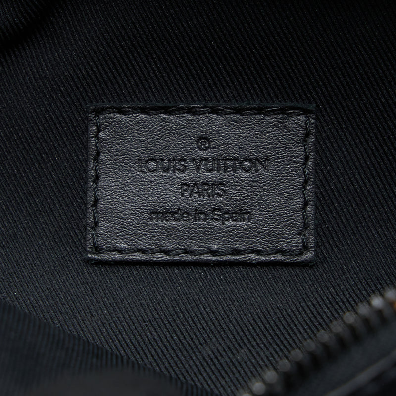 Louis Vuitton Discovery Bumbag PM Monogram Shadow Calfskin Black/Black