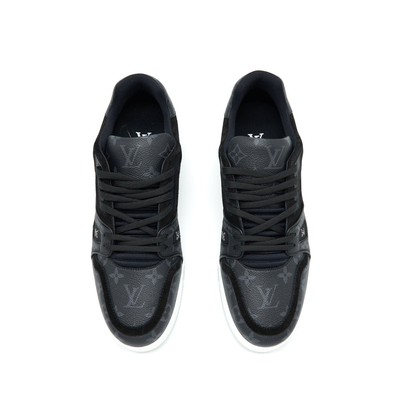 Louis Vuitton Size 9 Men’s Trainer Sneaker Monogram Black