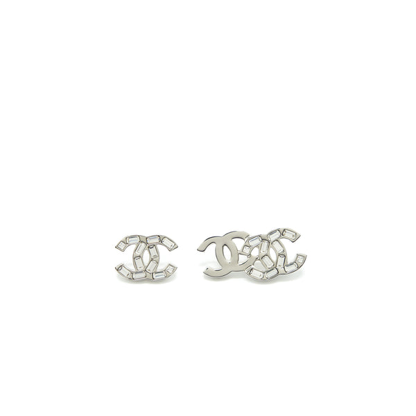 Chanel CC Logo Earring With Crystal Sliver Tone