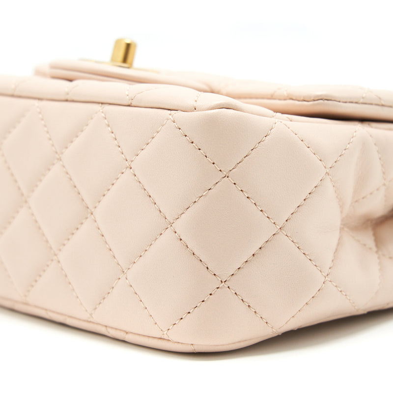 Chanel 22C Pearl Crush Mini Square Flap bag Lambskin Light Pink GHW